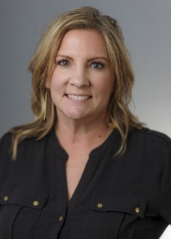 Dental assistant Angela